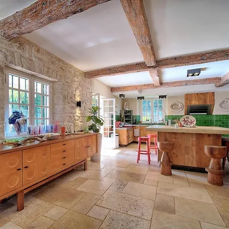 Le Beauvert Belle Epoque Luxury Of 500 M2 With Pool